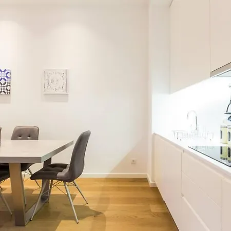 Restauradores Terrace Apartment Lisbon